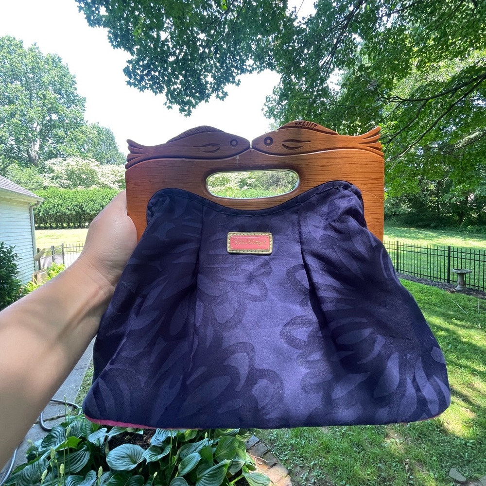 Lilly Pulitzer Navy Blue fabric Handbag with Wooden Handle